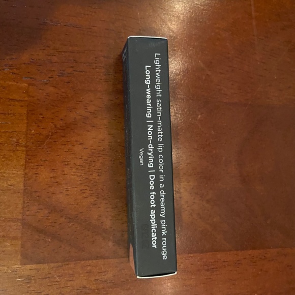 3 FOR $30 - DELUXE SIZE SIGMA LIQUID LIPSTICK - Picture 6 of 7